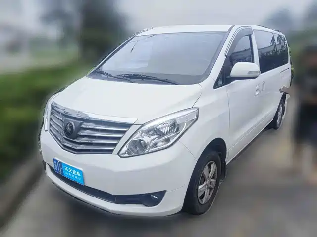Dongfeng Fengxing Lingzhi PLUS 2022 Wagon 2.0L Manual Comfort 7-Seater