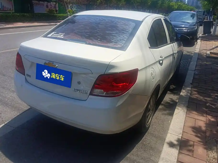 Chevrolet Sail 2018 Sail 3 1.3L AMT Ideal фото 3