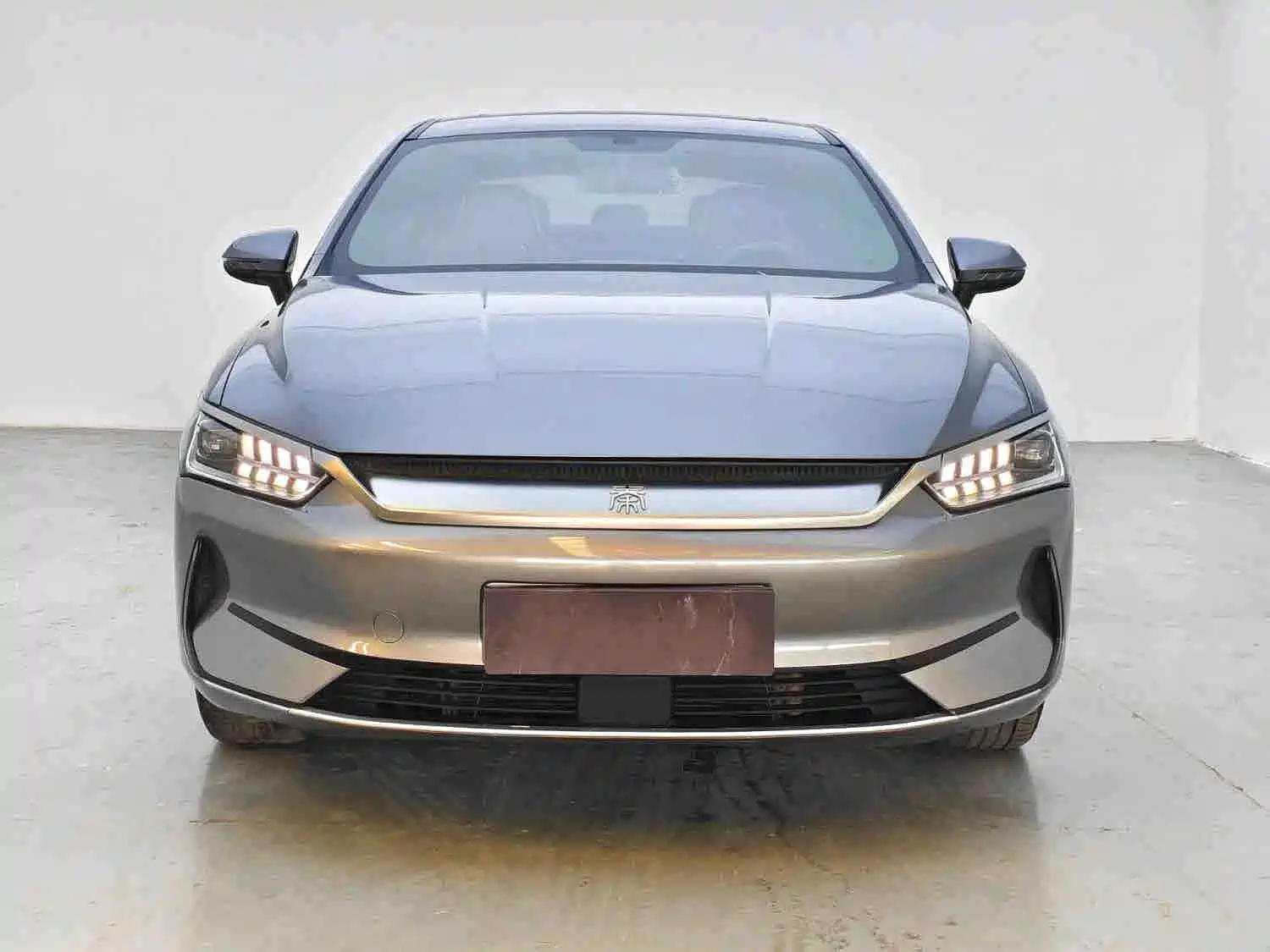 Photo 2 - BYD Qin PLUS