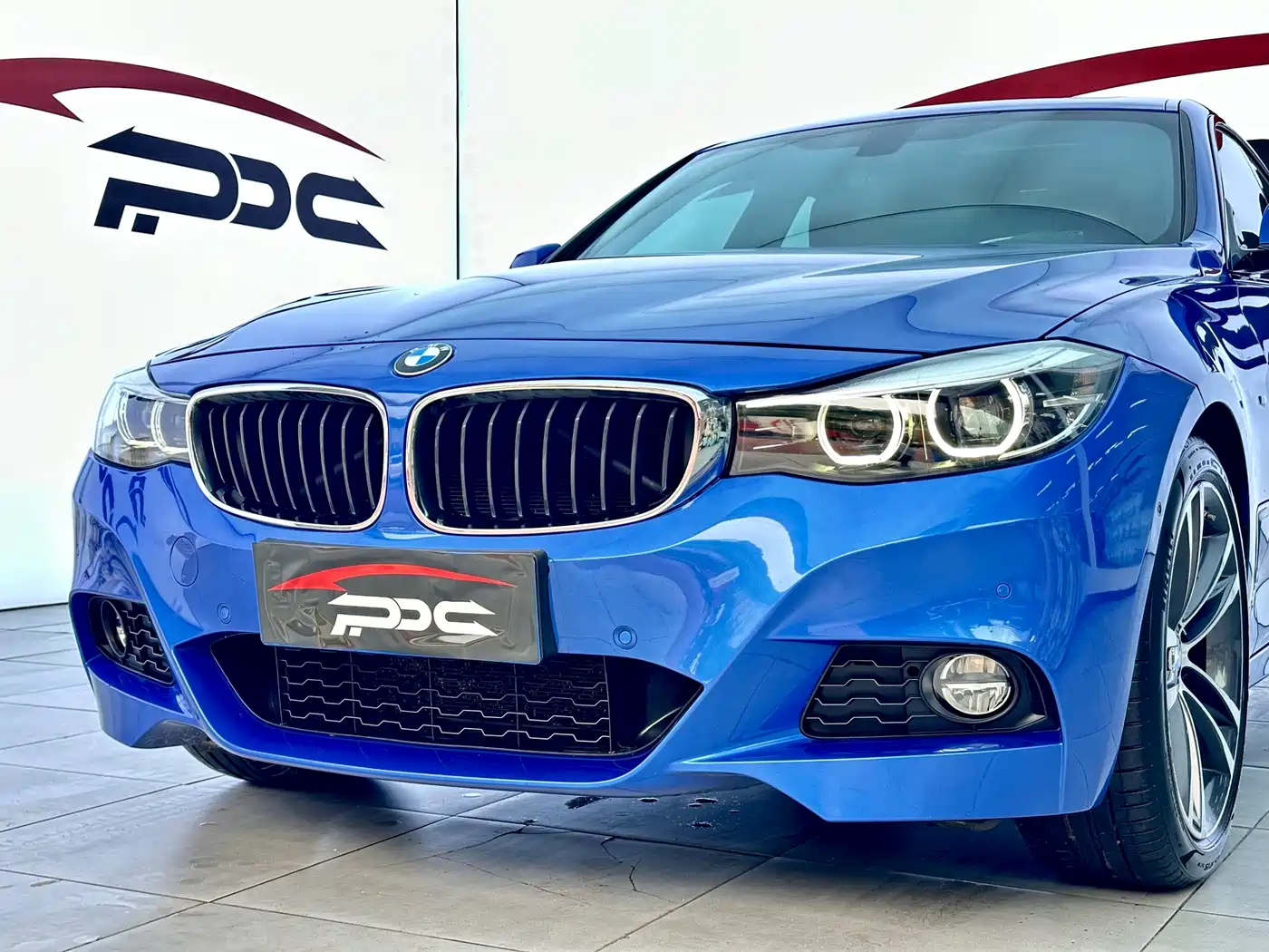 BMW 3 Series GT 2018 330i xDrive M Sport фото 4