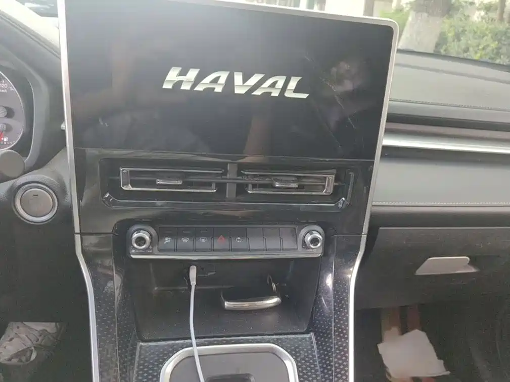 Фото 16 - Haval M6