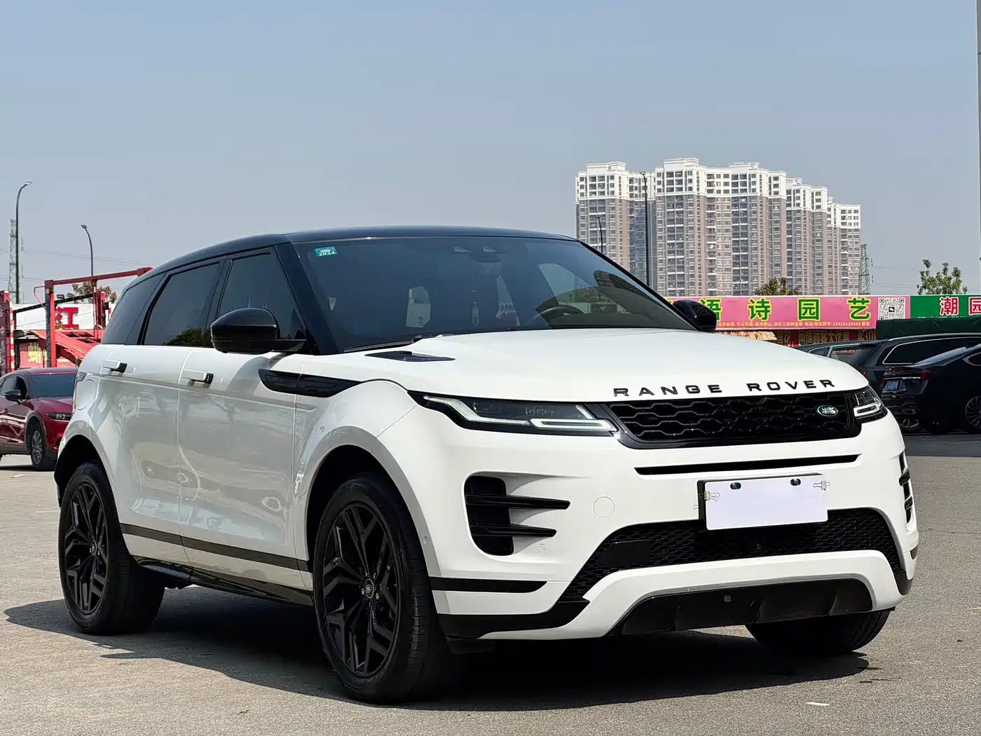 Land Rover Range Rover Evoque 2020 249PS R-DYNAMIC SE Sport Tech Edition фото 2