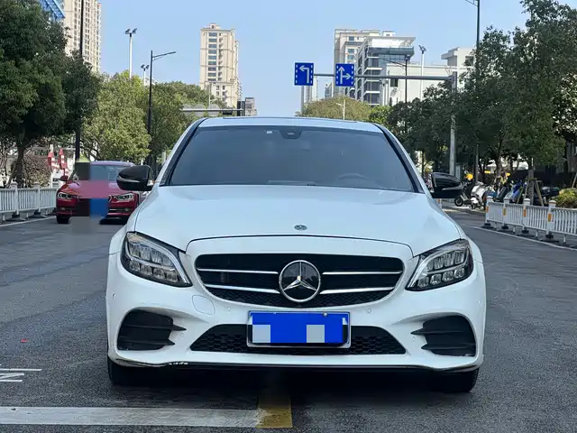 Mercedes-Benz C-Class 2019