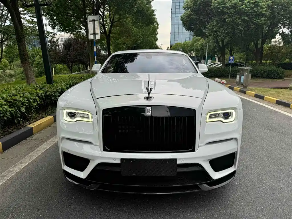 Фото 2 - Rolls-Royce Wraith