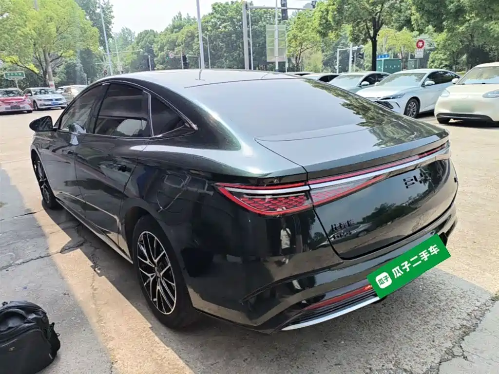 BYD Seal 2023 DM-i 1.5L 121km Luxury фото 5