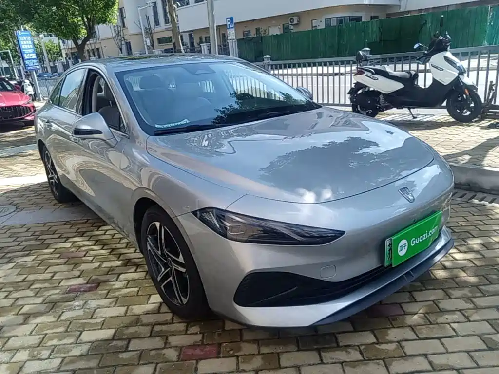 Roewe D7 2026 2023 DMH 125km Flagship Edition