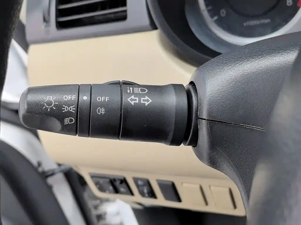 Venucia R50 2014 2013 1.6L Manual Fashion