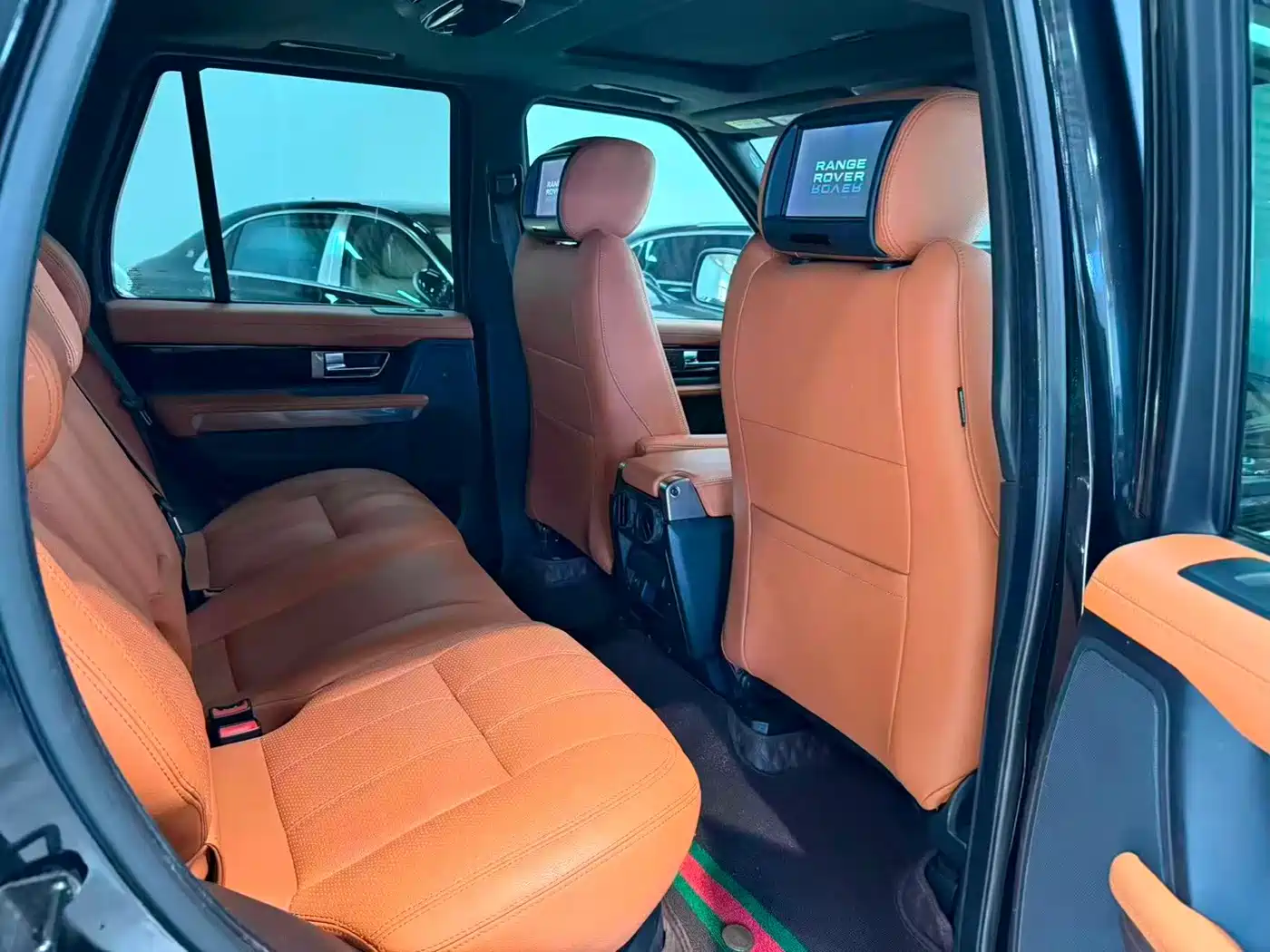 Фото 8 - Land Rover Range Rover Sport