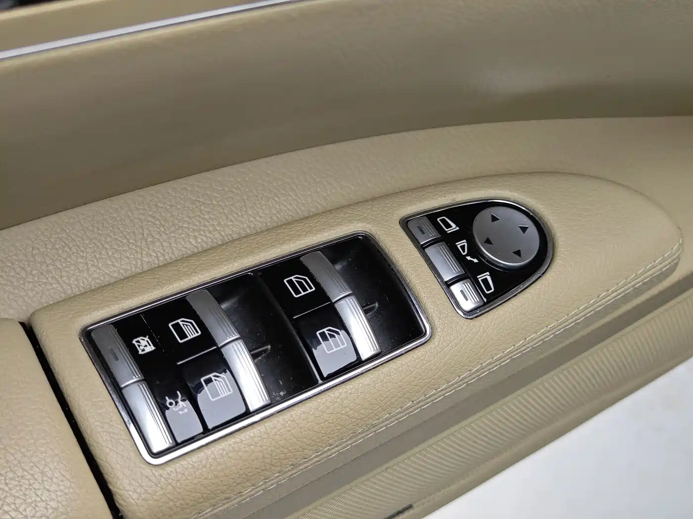 Mercedes-Benz S-Class 2010 S 300 L Luxury фото 9