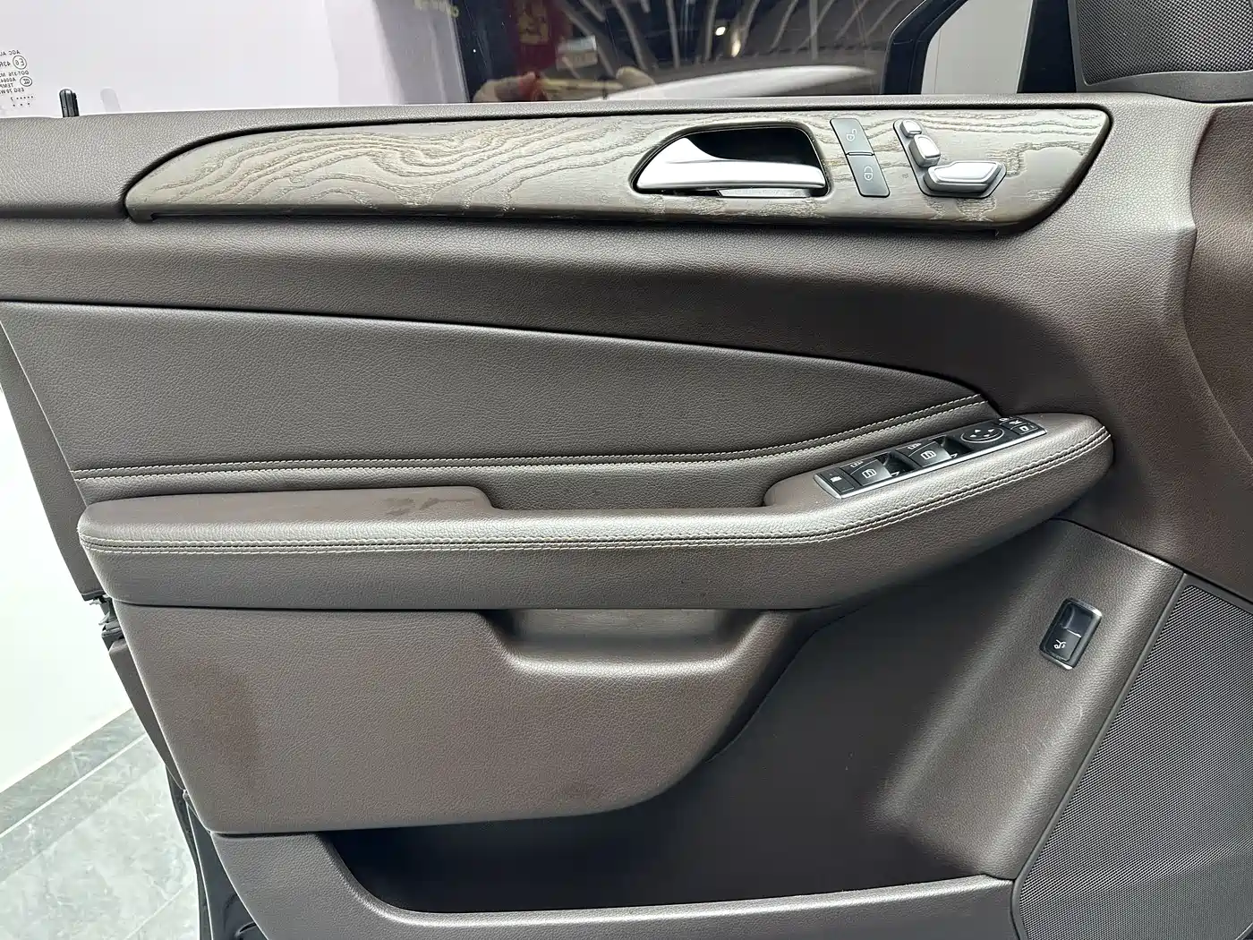 Mercedes-Benz GLE 2016 GLE 320 4MATIC Luxury фото 23