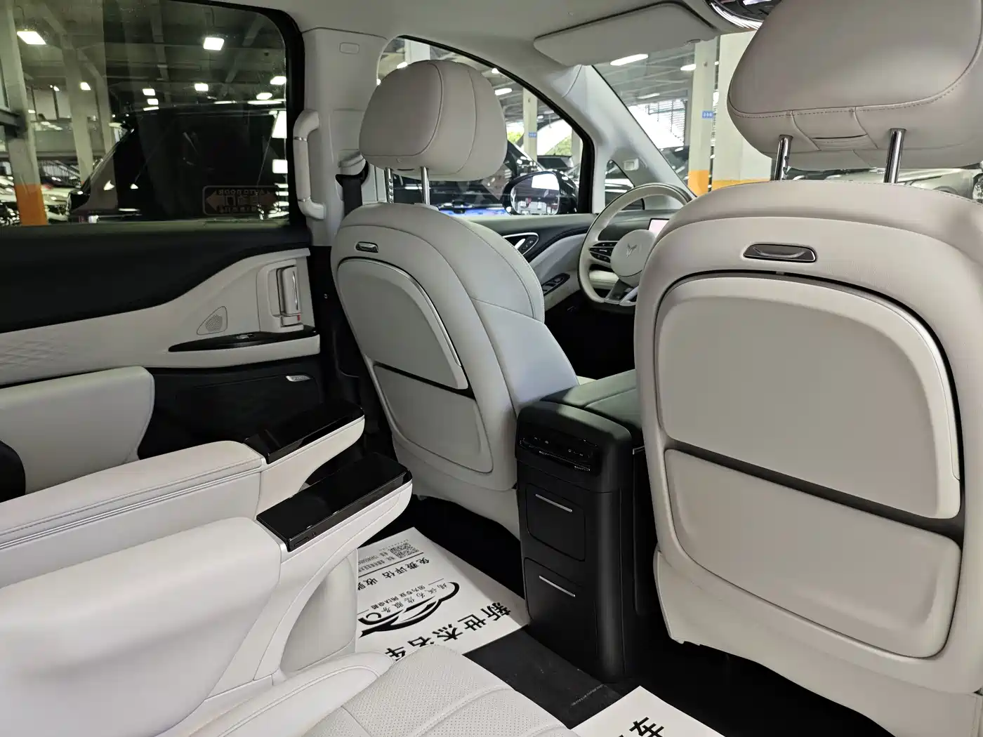 Voyah Auto Voyah Dreamer 2026 2025 PHEV AWD Excellent Kunpeng Edition