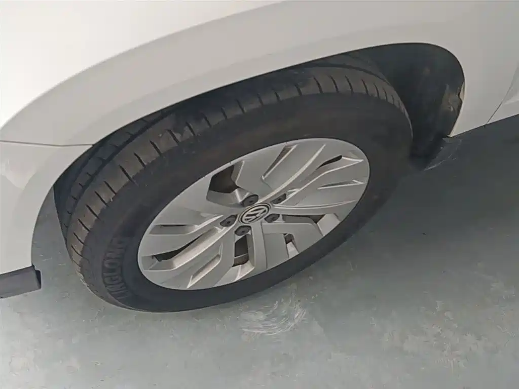 Volkswagen Tharu 2019 280TSI 2WD Comfort Edition China VI фото 23