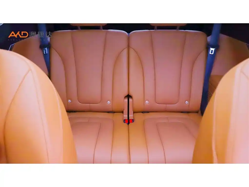 AITO Wenjie AITO M9 2024 Range Extender Max Edition 42kWh 6-seater фото 10