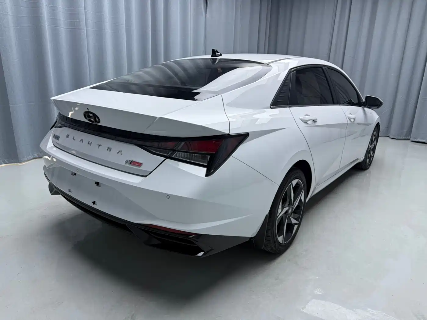 Hyundai Elantra 2022 1.5L CVT GLX Elite Edition фото 6