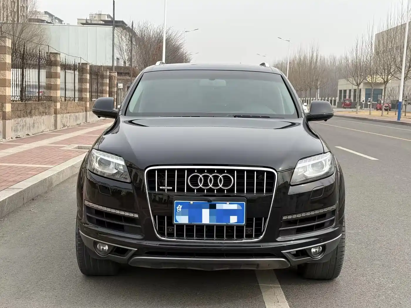 Фото 1 - Audi Q7