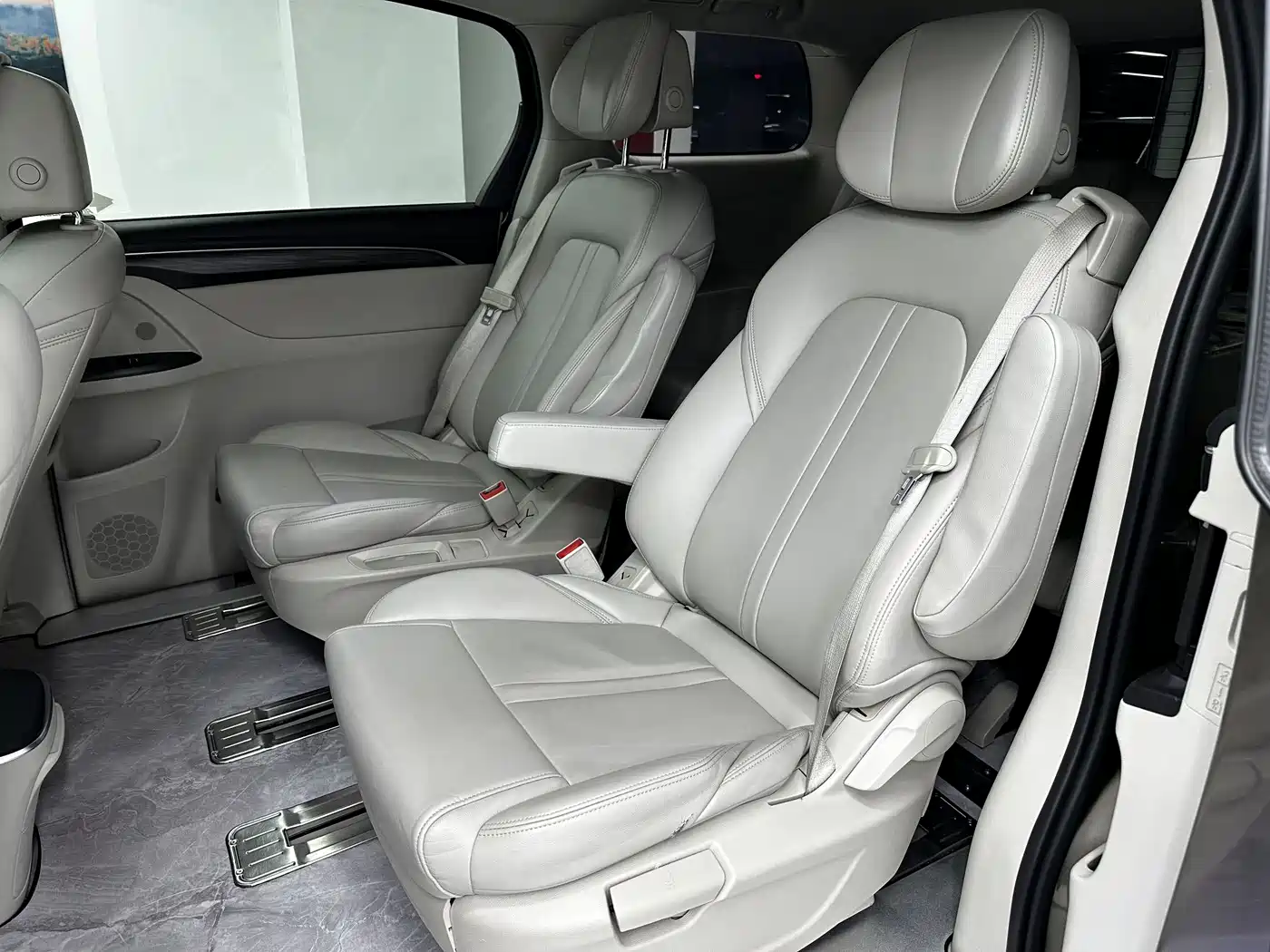 Buick GL8 2020 Model ES Landglory 653T Comfort фото 11
