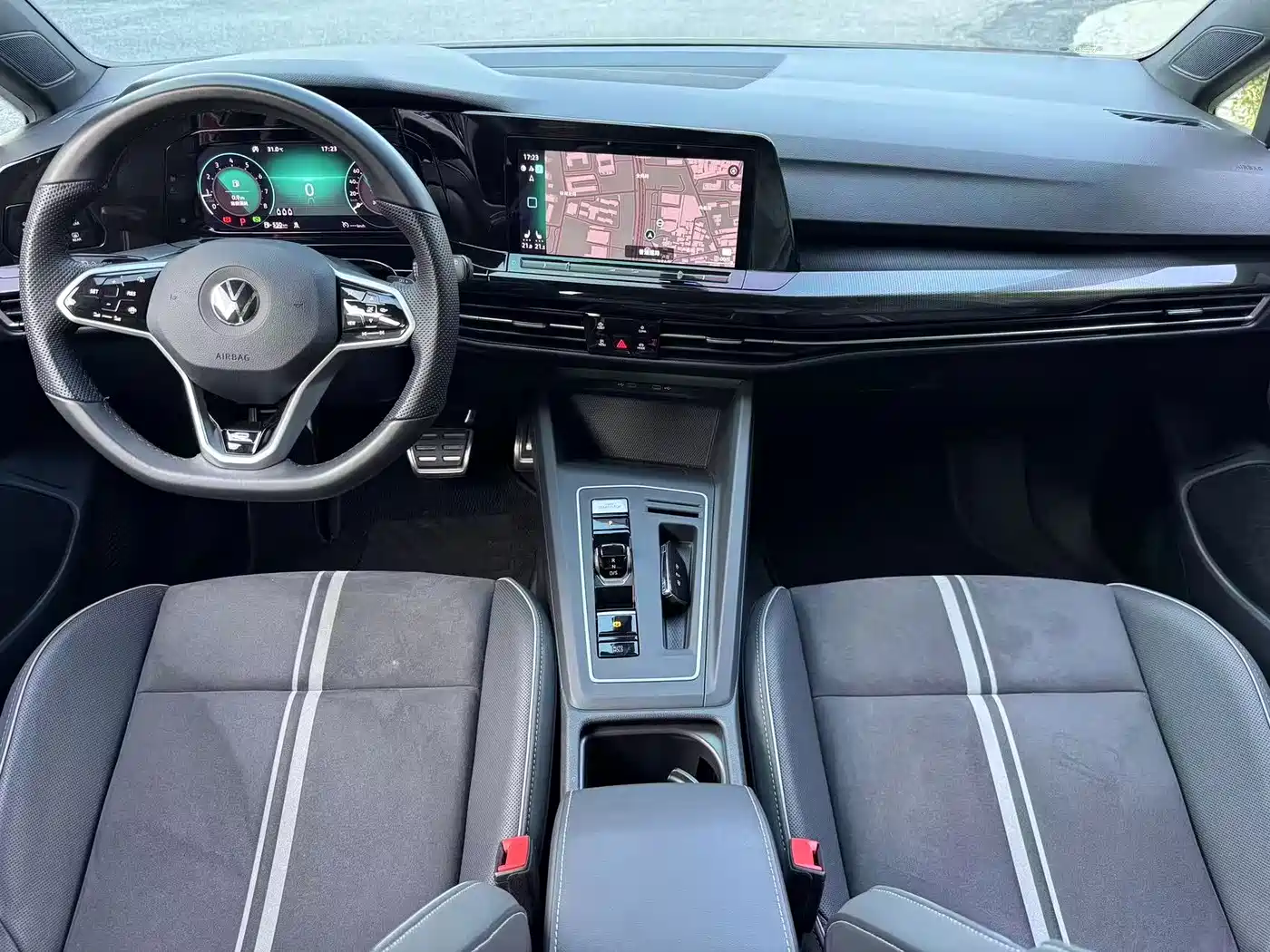 Volkswagen Golf 2024 2023 Facelift 280TSI DSG R-Line Lite