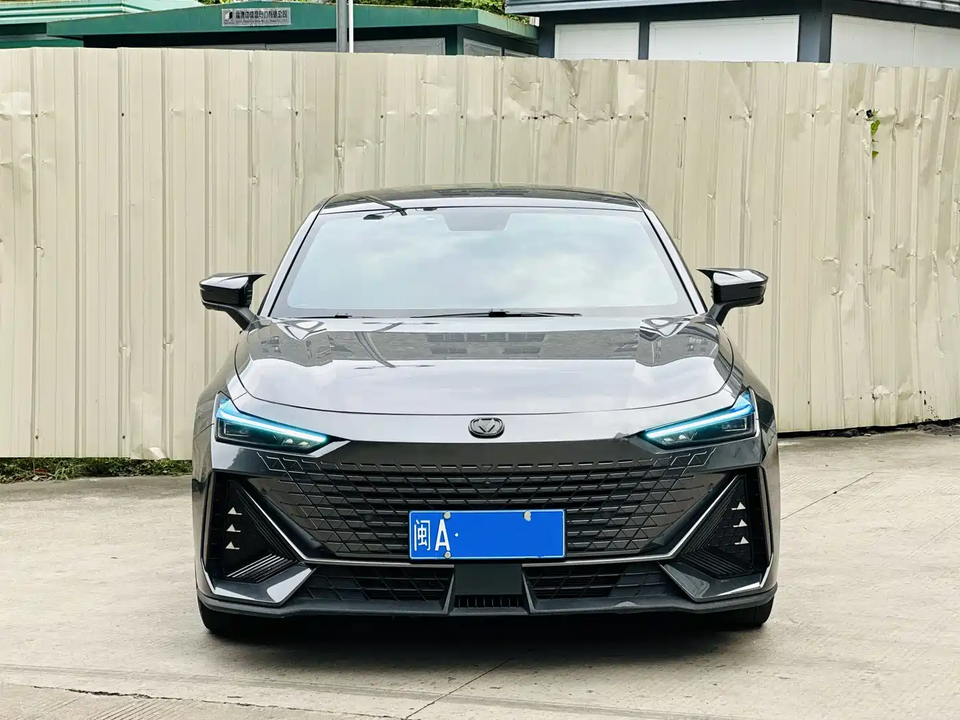 CHANGAN UNI-V