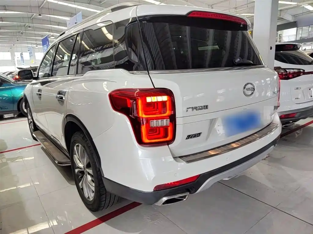 GAC Trumpchi Trumpchi GS8 2017 320T AWD Luxury Smart Connect (7-Seater) фото 5