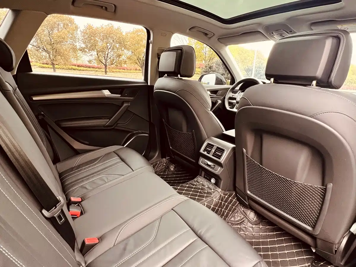 Audi Q5L 2022 Facelift 40T Luxury Dynamic фото 13