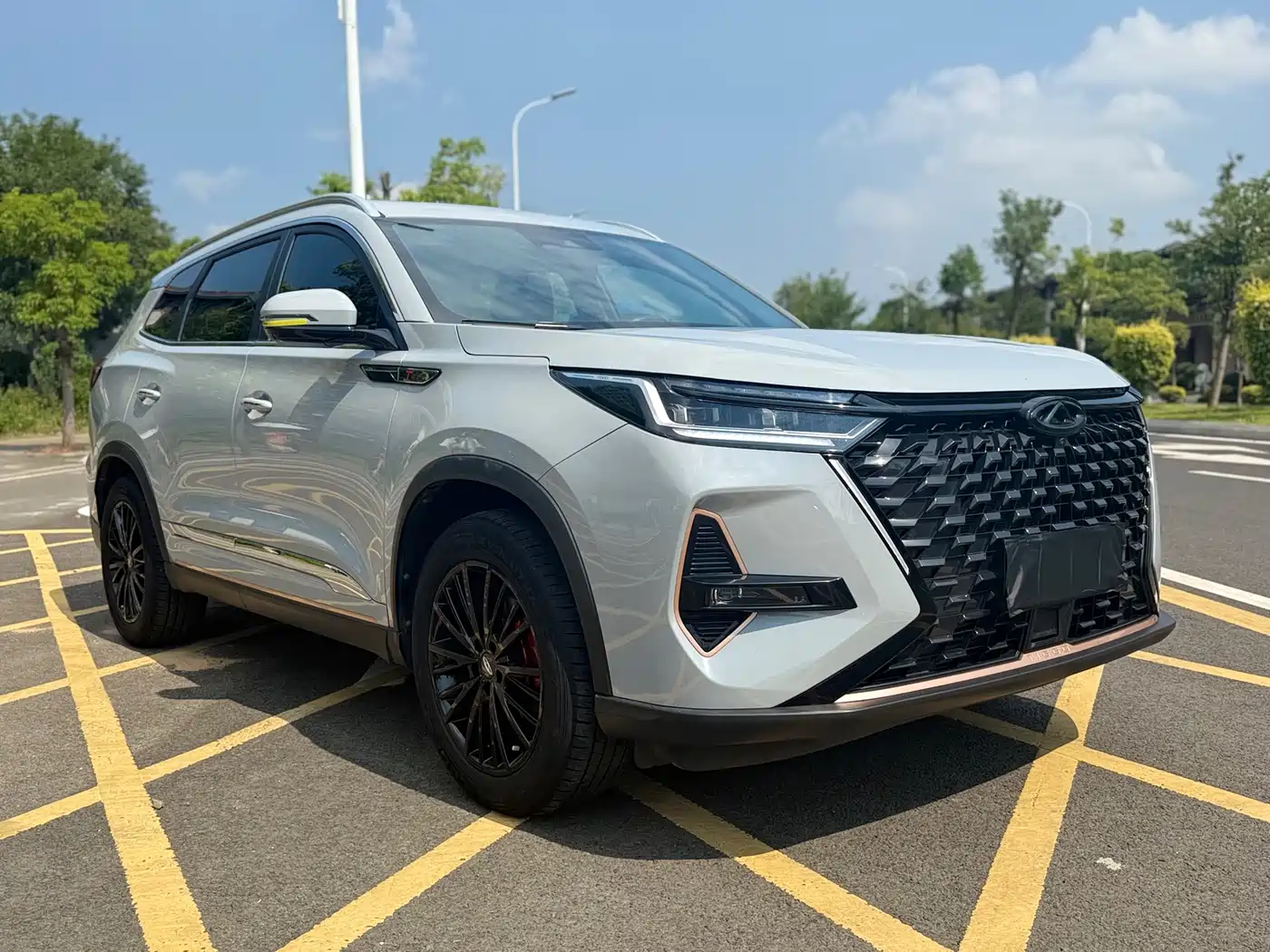 CHERY TIGGO 8 PRO