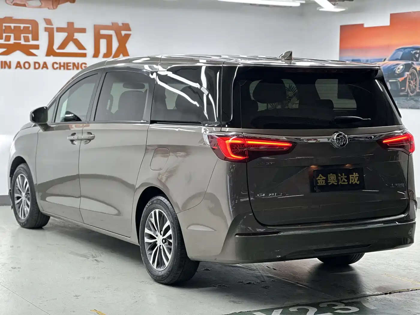 Buick GL8 2020 Model ES Landglory 653T Comfort фото 6
