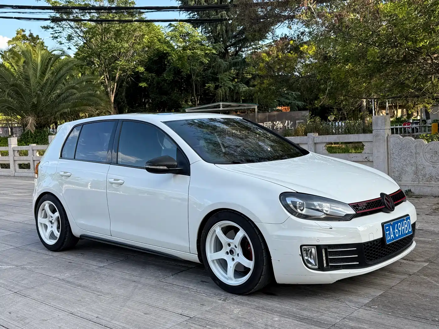Volkswagen Golf GTI 2012 2.0TSI GTI фото 3
