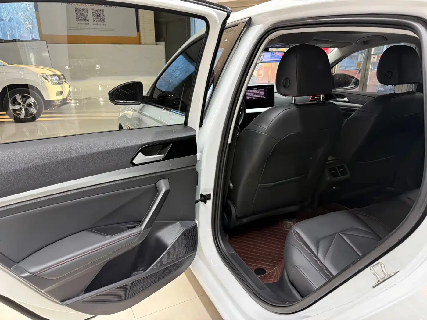 Volkswagen Lavida 2023 Model 280TSI DSG Starlight Eternal Edition фото 17