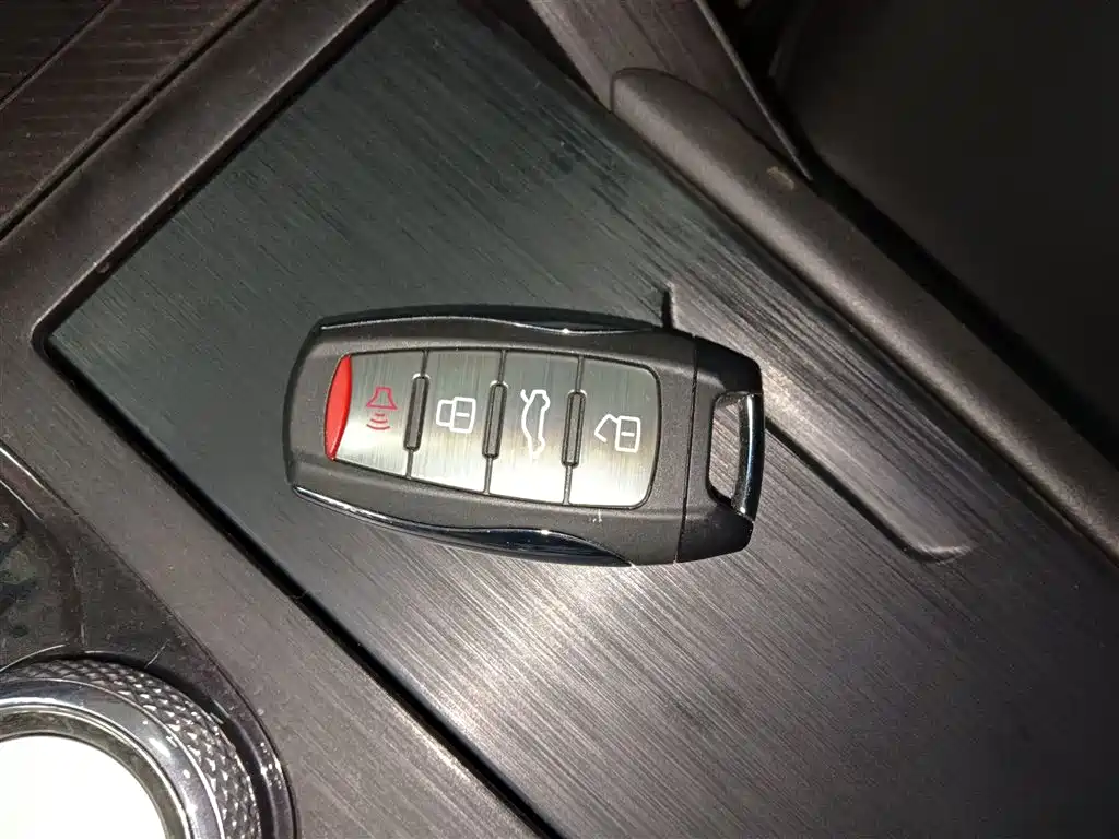 Haval H6 New Energy 2023 DHT-PHEV 55KM Joy Ride Edition фото 17