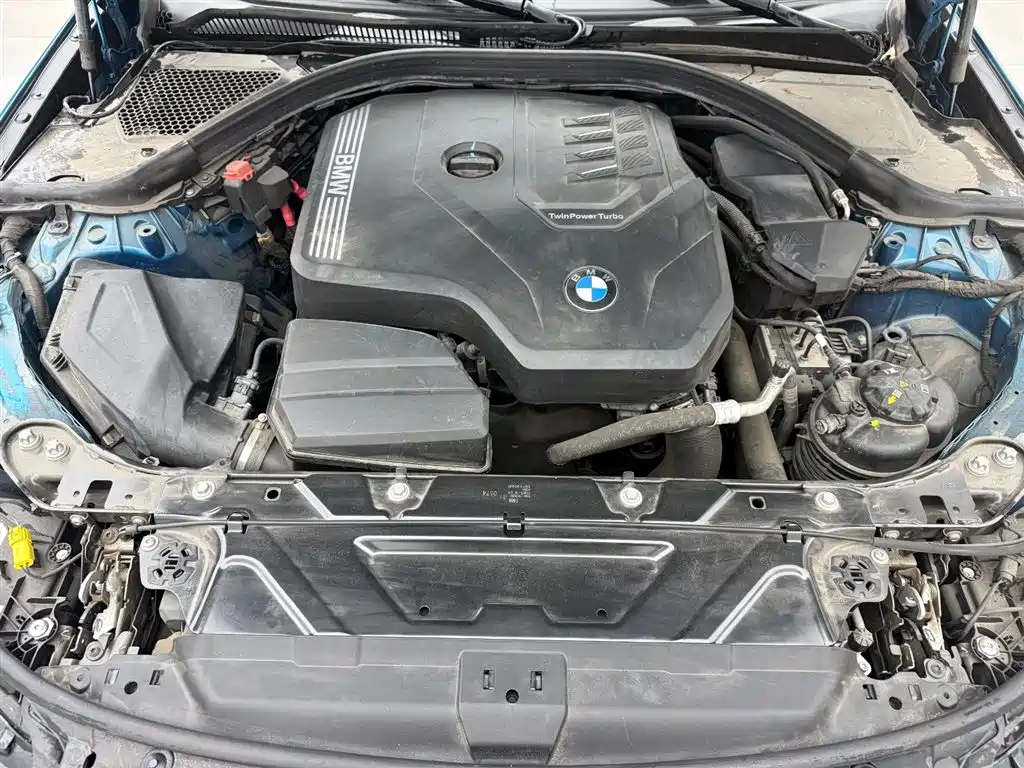 BMW 3 Series 2024 325i M Sport Shadowline Package фото 16