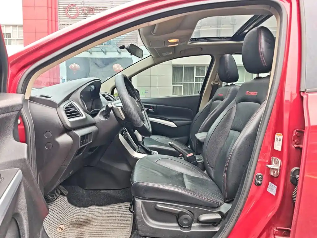 Suzuki SX4 S-Cross 2015 2014 1.6L CVT 2WD Elite