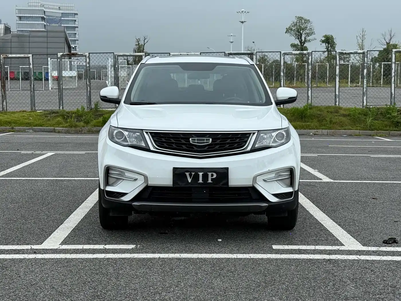Фото 2 - Geely Boyue