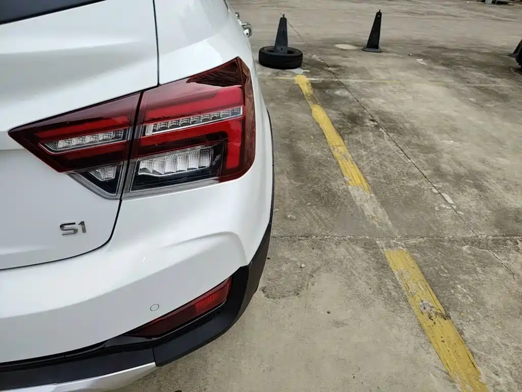 Geely Vision S1 2019 2019 Upgrade 1.5L CVT Luxury