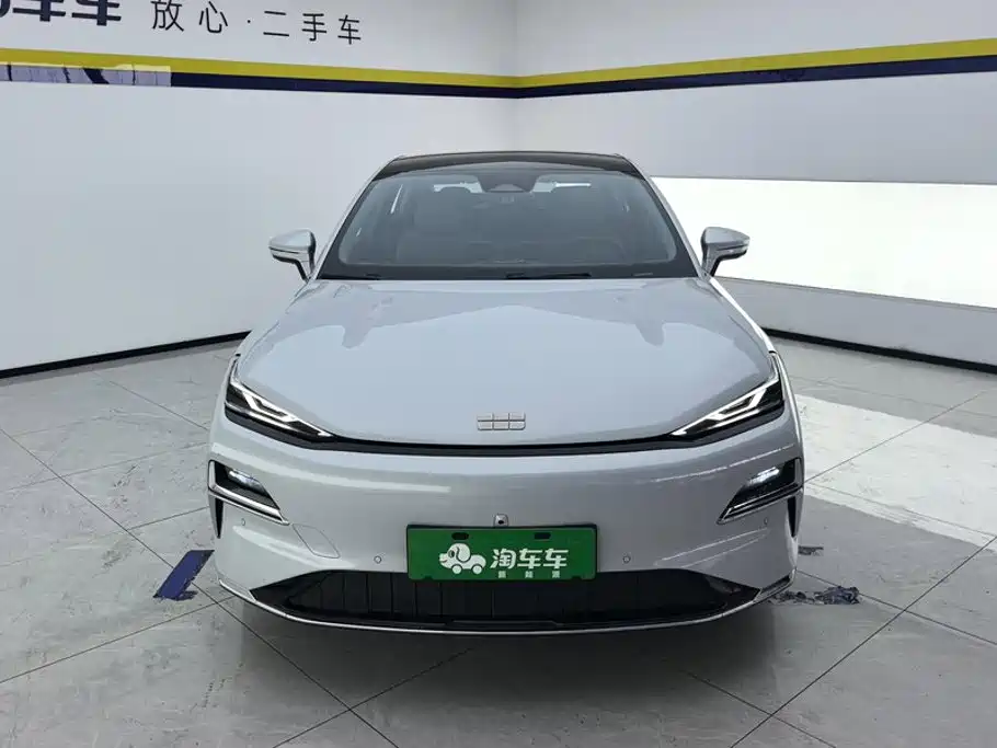 Geely Galaxy Galaxy Xingyao 8 2026 2025 130km EM-i Premium Edition