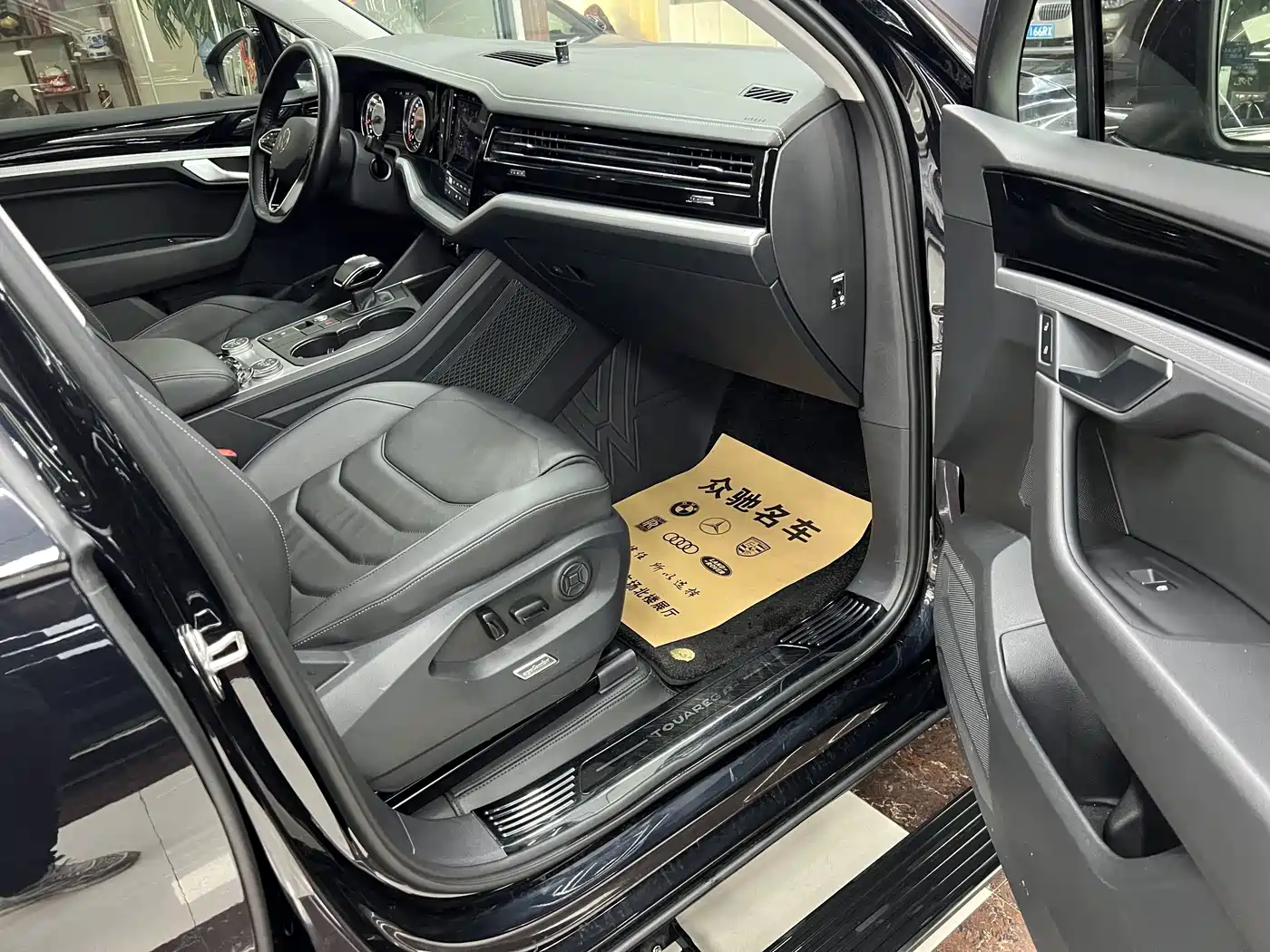 Volkswagen Touareg 2022 2021 2.0TSI Pilot Special Edition