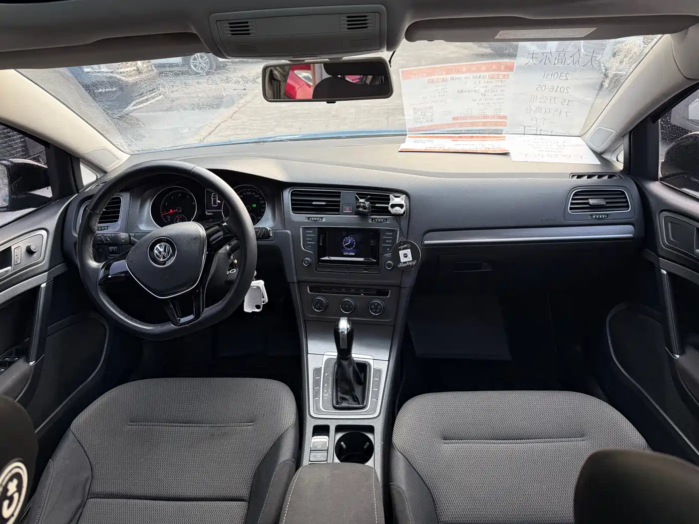 Volkswagen Golf 2016 230TSI Automatic Comfort фото 11