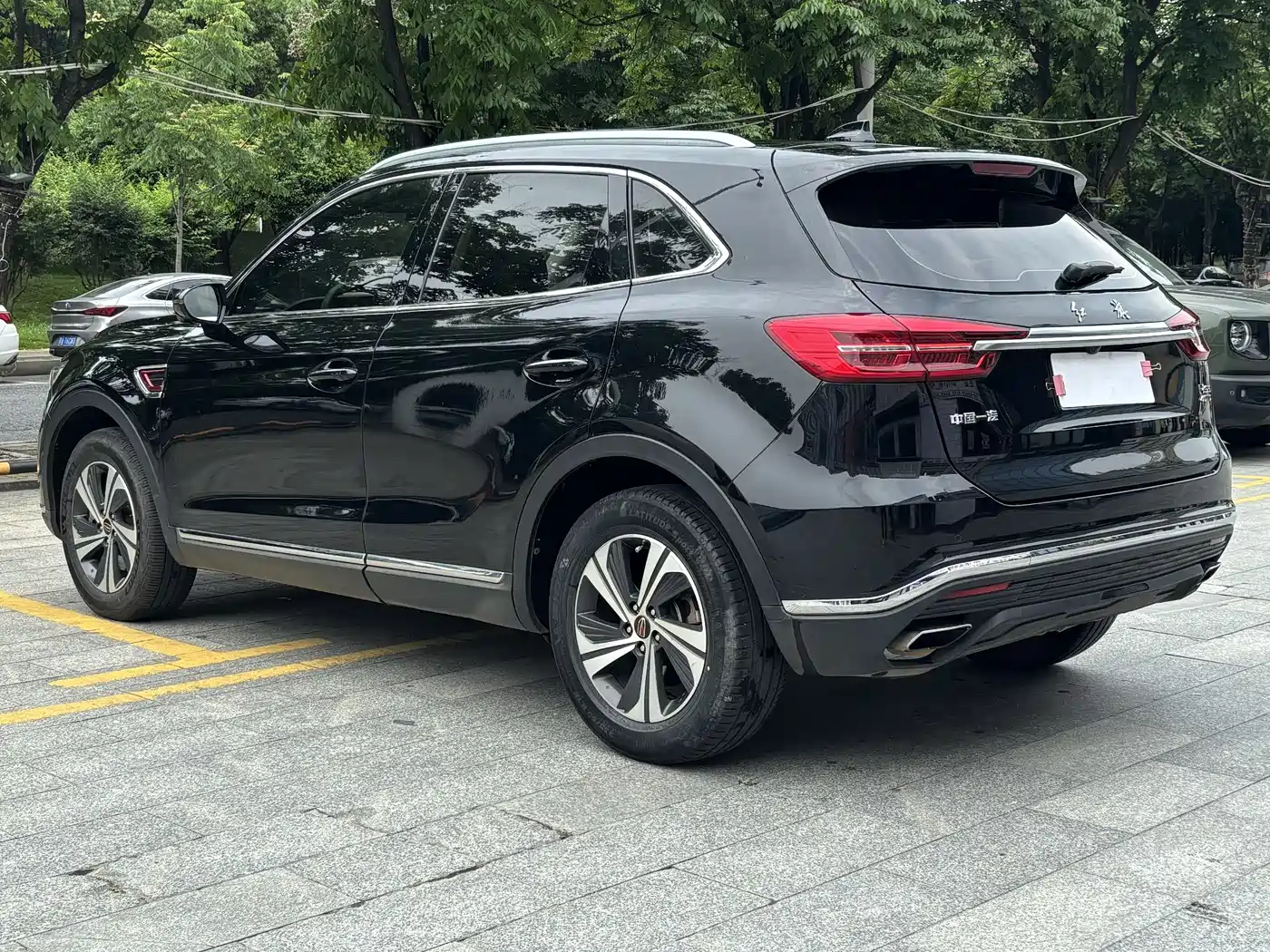 Hongqi HS5 2019 2.0T Smart Connect Enjoy Edition фото 10