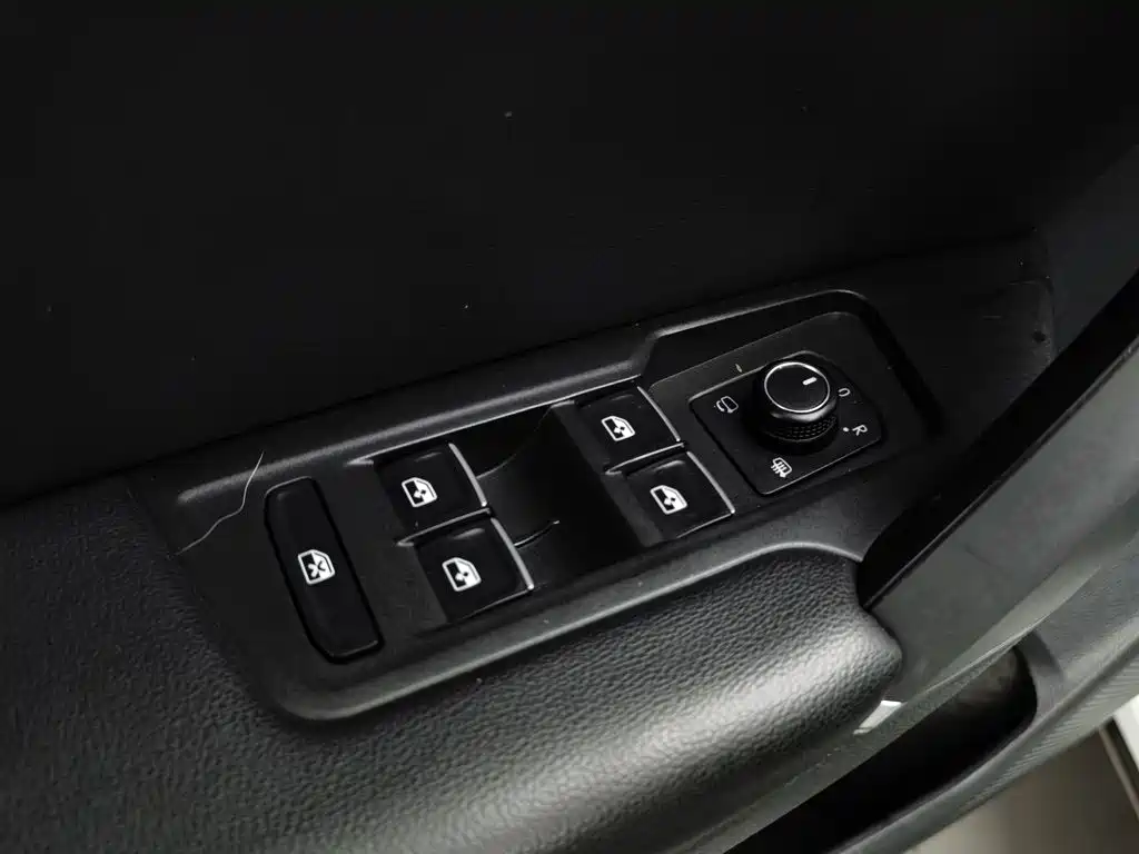 Volkswagen Tayron 2019 2019 330TSI 2WD Luxury China V