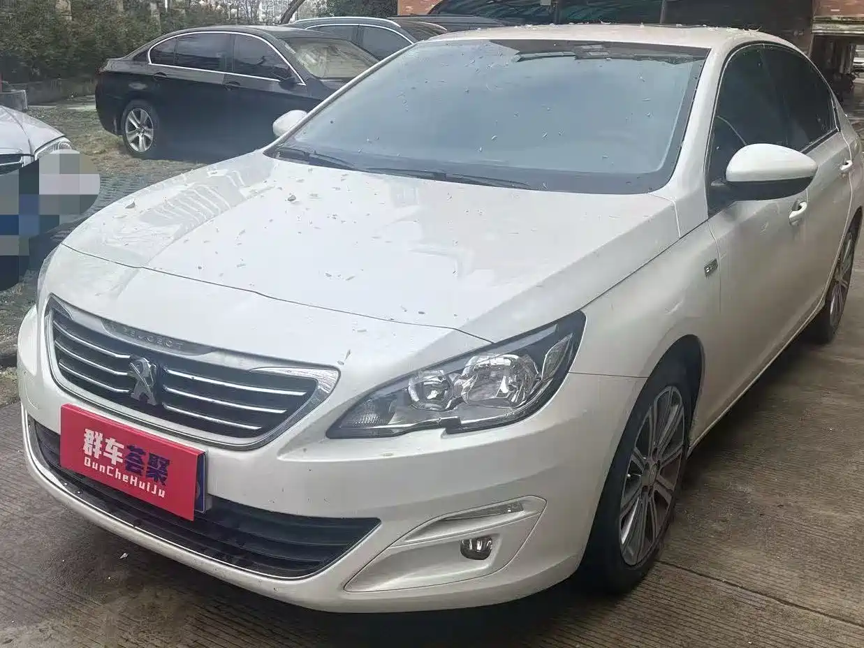 PEUGEOT 408