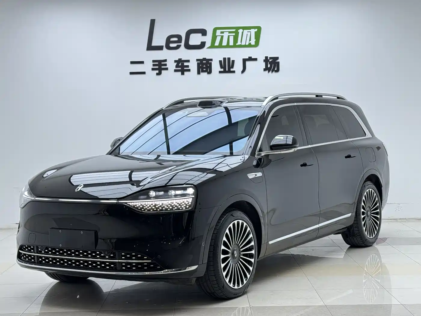 AITO Wenjie AITO M9 2024 Range Extender Max Edition 42kWh 6-seater