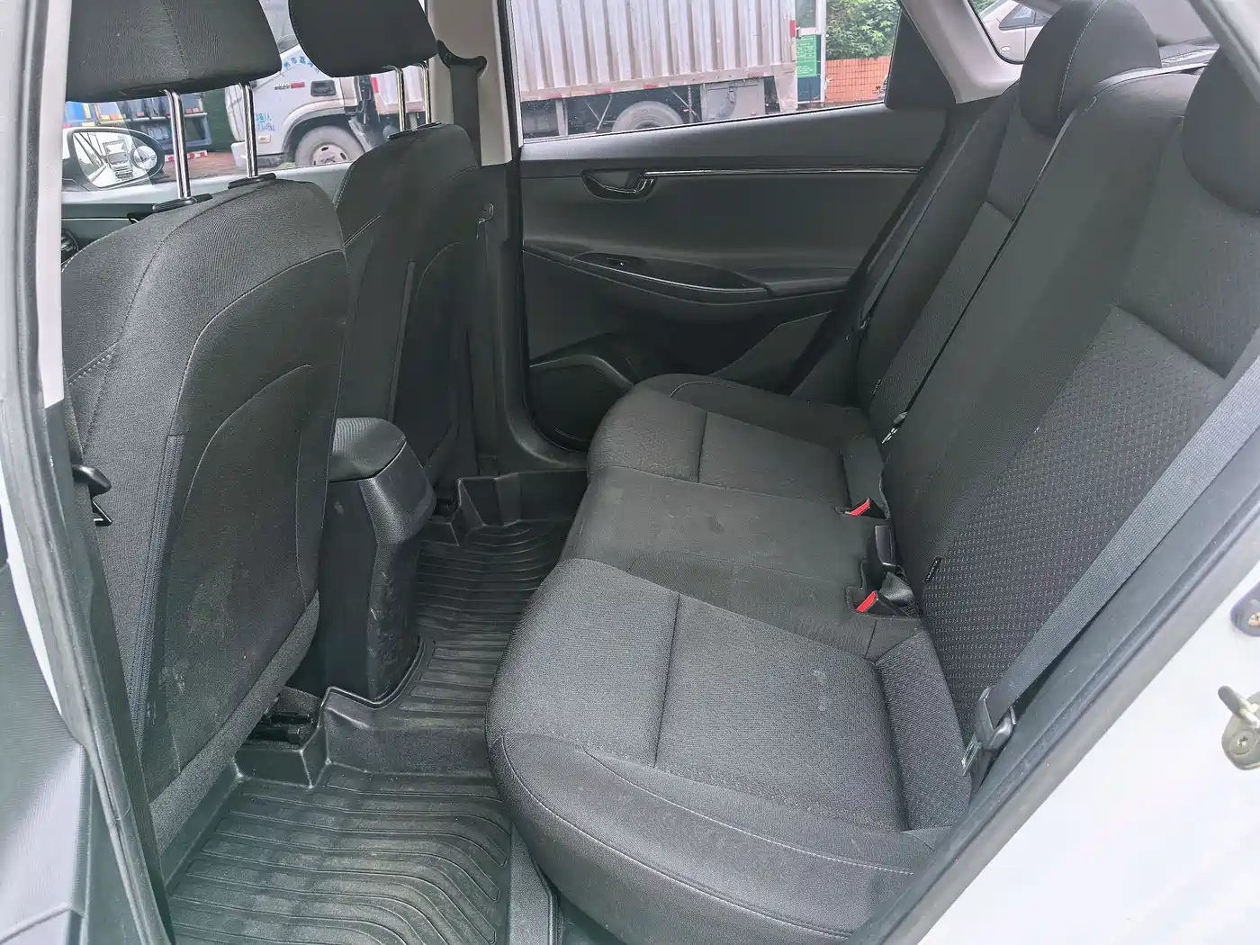 Hyundai Elantra 2018 1.6L Auto Joy GL (China V) фото 9