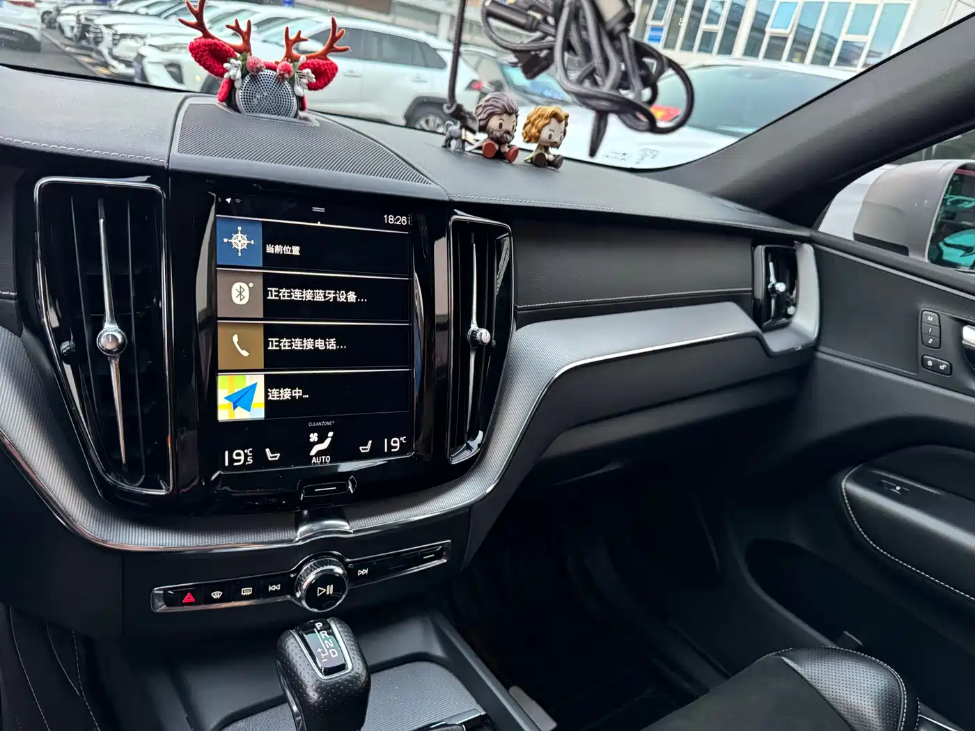 Фото 15 - Volvo XC60