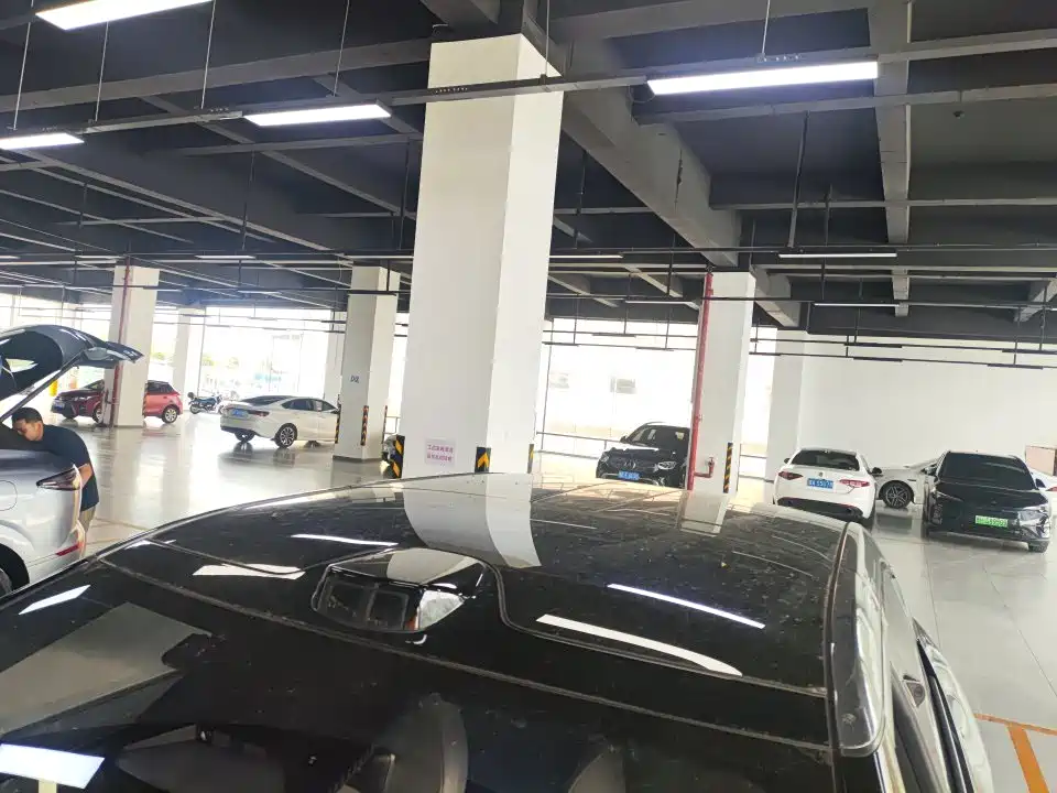 HiPhi Y 2023 2023 810km Long Range Edition