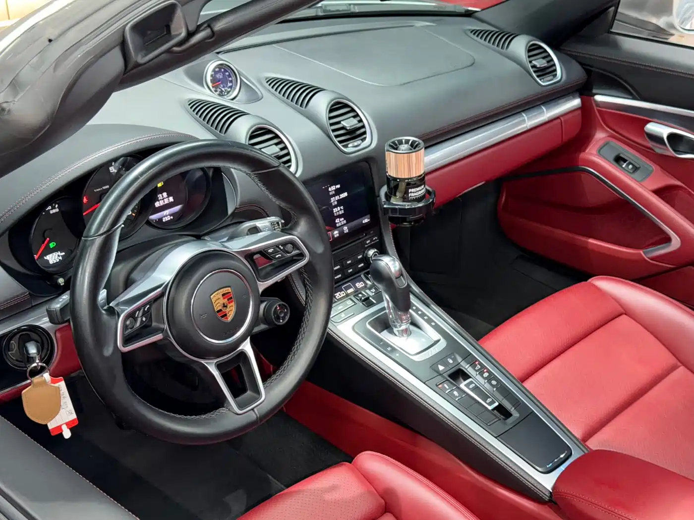 Porsche 718 2018 Boxster 2.0T фото 11