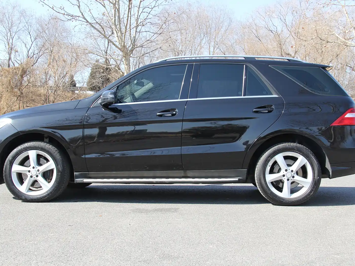 Mercedes-Benz M-Class 2014 ML 320 4MATIC фото 4