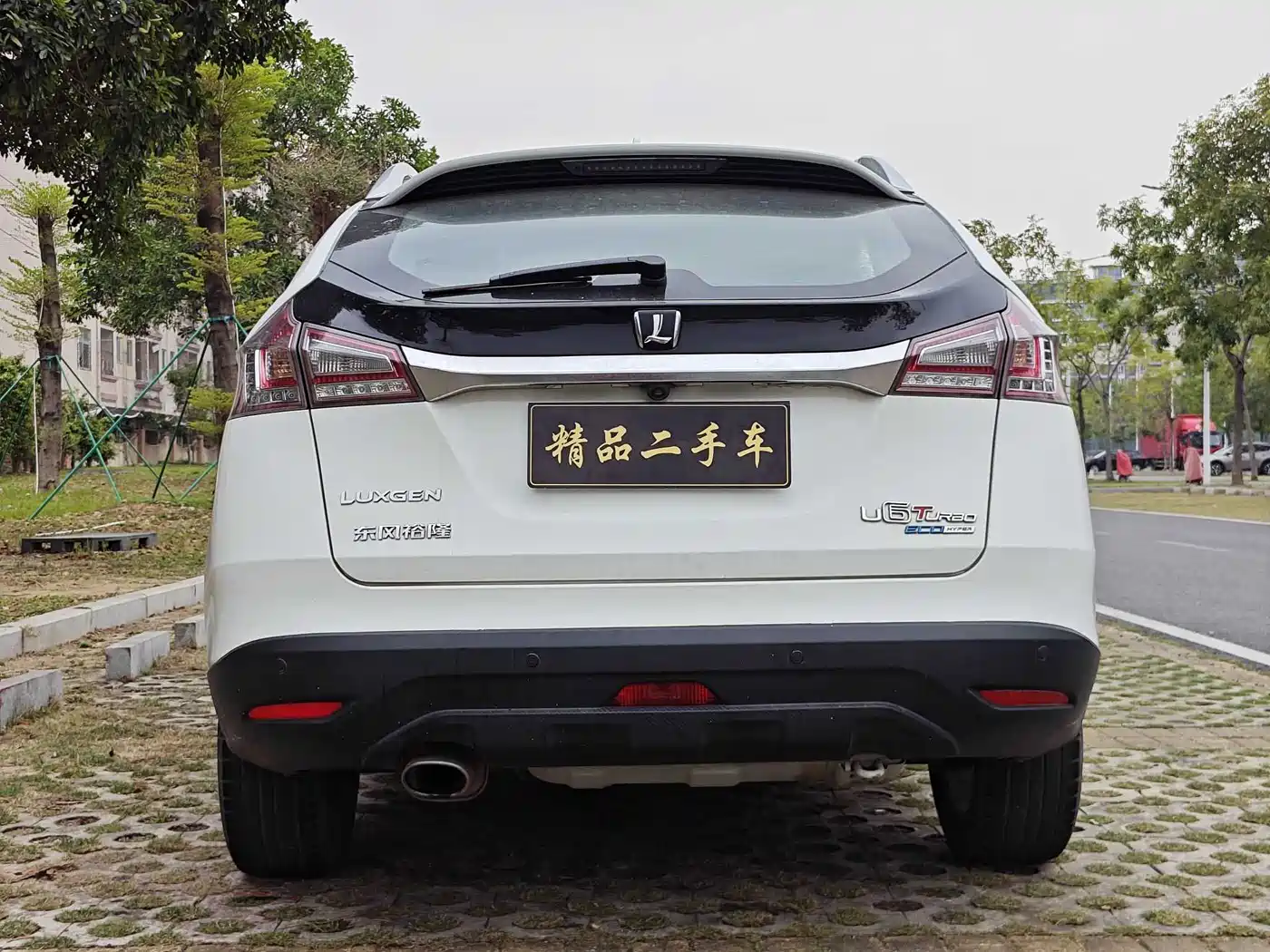 LUXGEN EXCELLENT 6 SUV