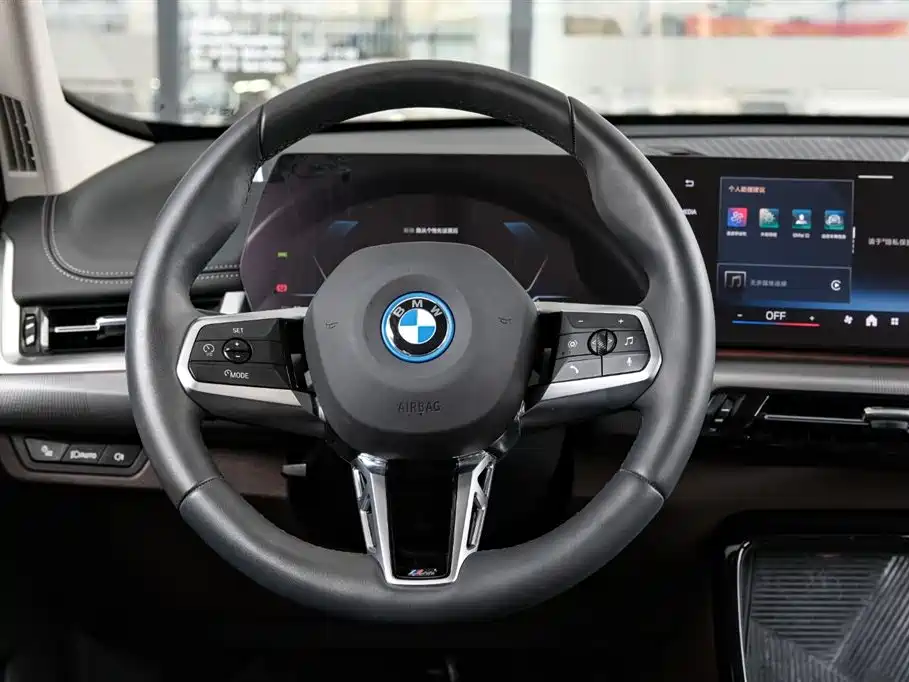 BMW iX1 2025 2026 eDrive25L M Sport Package