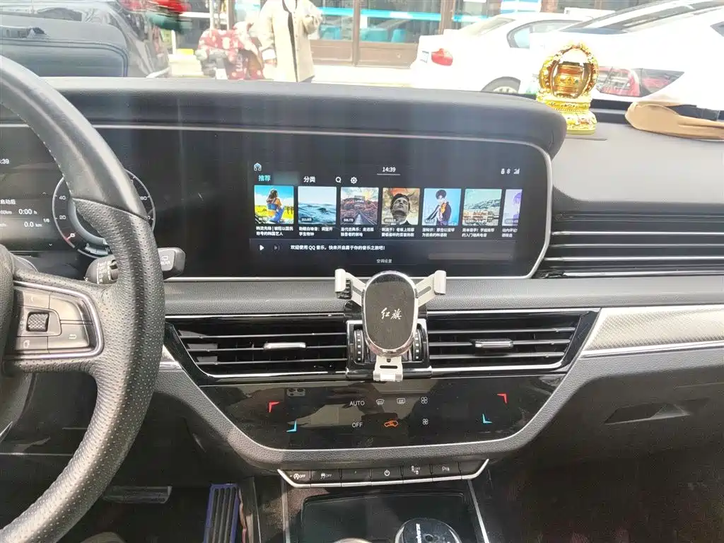 Hongqi HS5 2019 2.0T Smart Connect Enjoy 4WD Edition фото 6