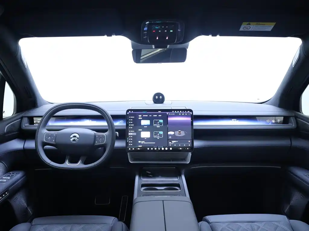 NIO ES8 2026 2025 Model 6-Seat Executive Luxury Edition