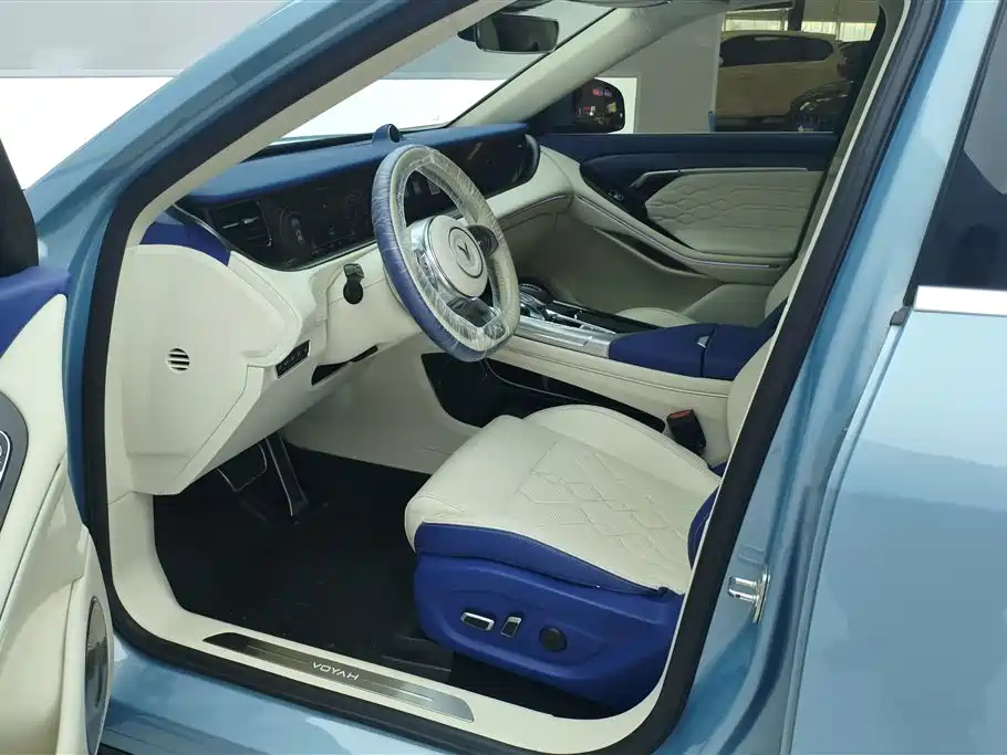 Voyah Auto VOYAH FREE 2021 AWD Standard Range Extender Exclusive Luxury Package фото 9